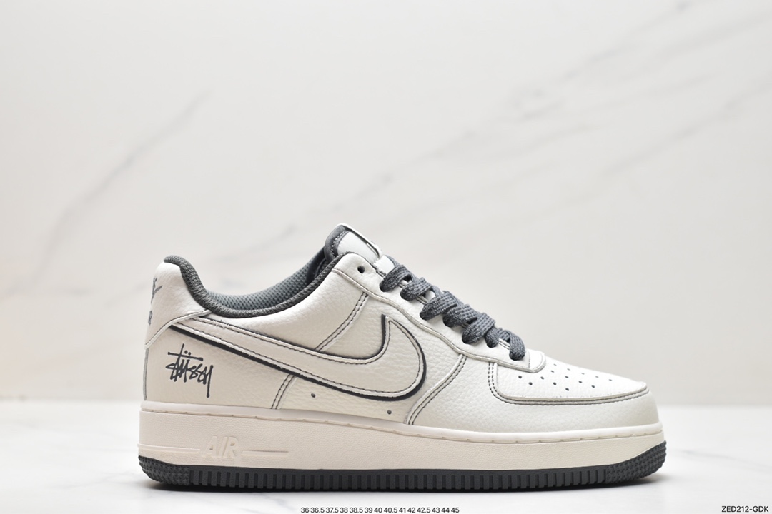 260 Nike Air Force 1′ 07 空军一号低帮运动休闲板鞋 UN1635-111