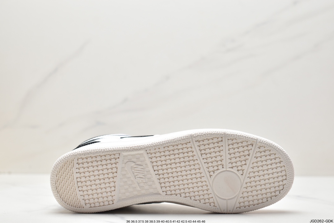 180 Nike Zoom Vomero 5 经典复古潮流运动鞋 FB8938-101