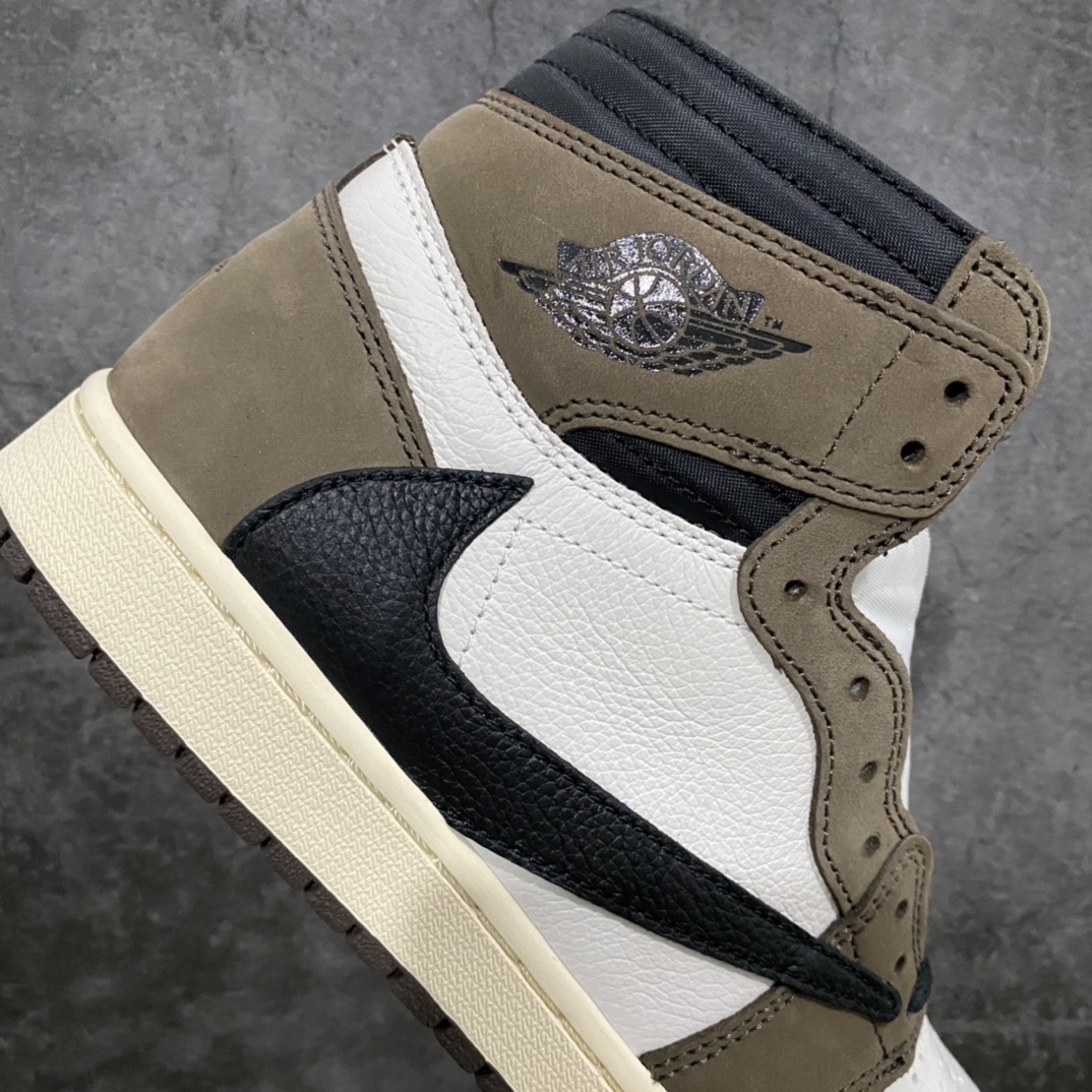 450 【老DT版】Air Jordan 1 x Travis Scott AJ1 x TS联名黑棕倒钩高帮CD4487-100