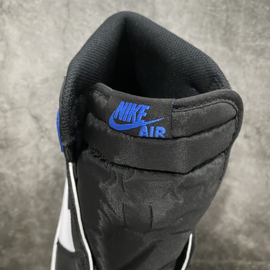 图片[8]-【纯原X版】Fragment Design x Air Jordan 1 Retro High AJ1黑白蓝藤原浩大闪电高帮 716371-040n市售顶级品质 原厂头层皮 鞋型细节到位n闪电⚡压印深度立体 玻璃冲刀裁片超高清洁度溢胶控制完美 高端零售首选版本💪🏻 尺码：40-47.5-莆田鞋批发中心