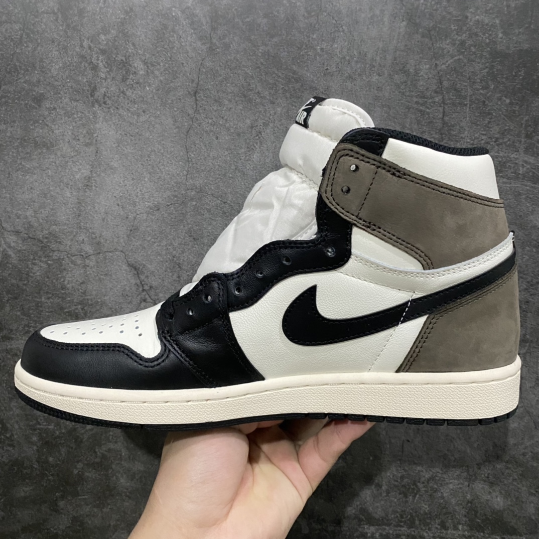 420 【私人订单】Air Jordan AJ1 Retro High 黑摩卡小倒钩 555088-105