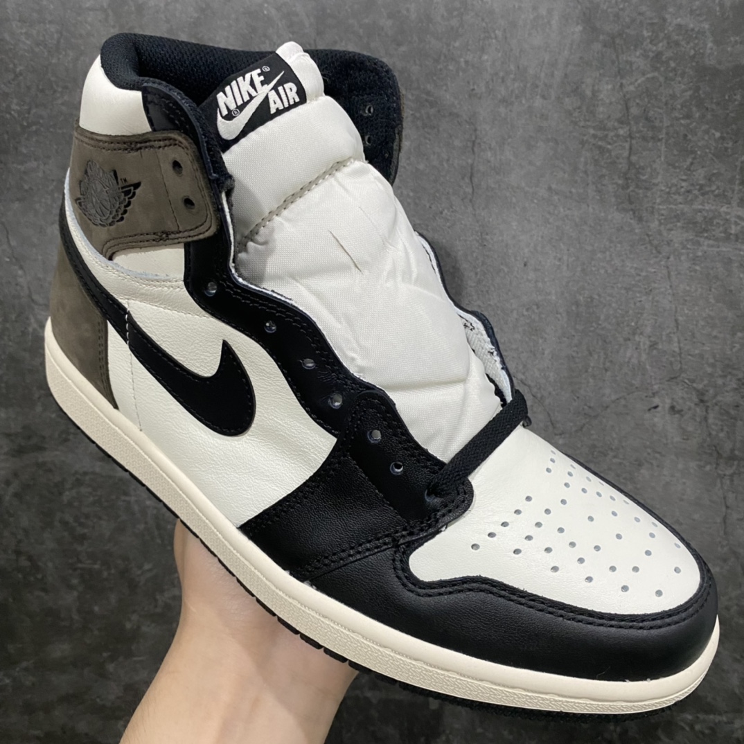 420 【私人订单】Air Jordan AJ1 Retro High 黑摩卡小倒钩 555088-105