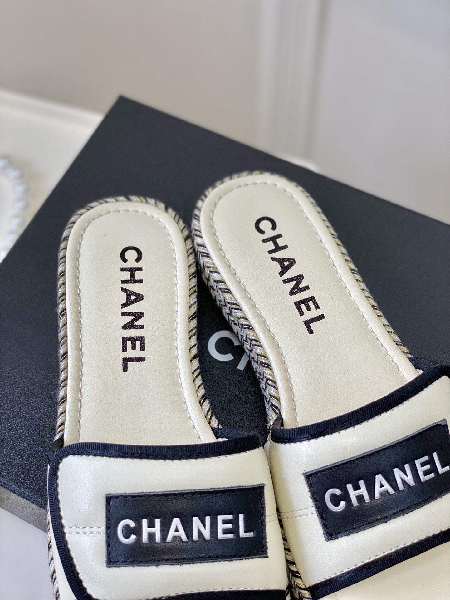 Chanel23新款中古拖鞋！精致的