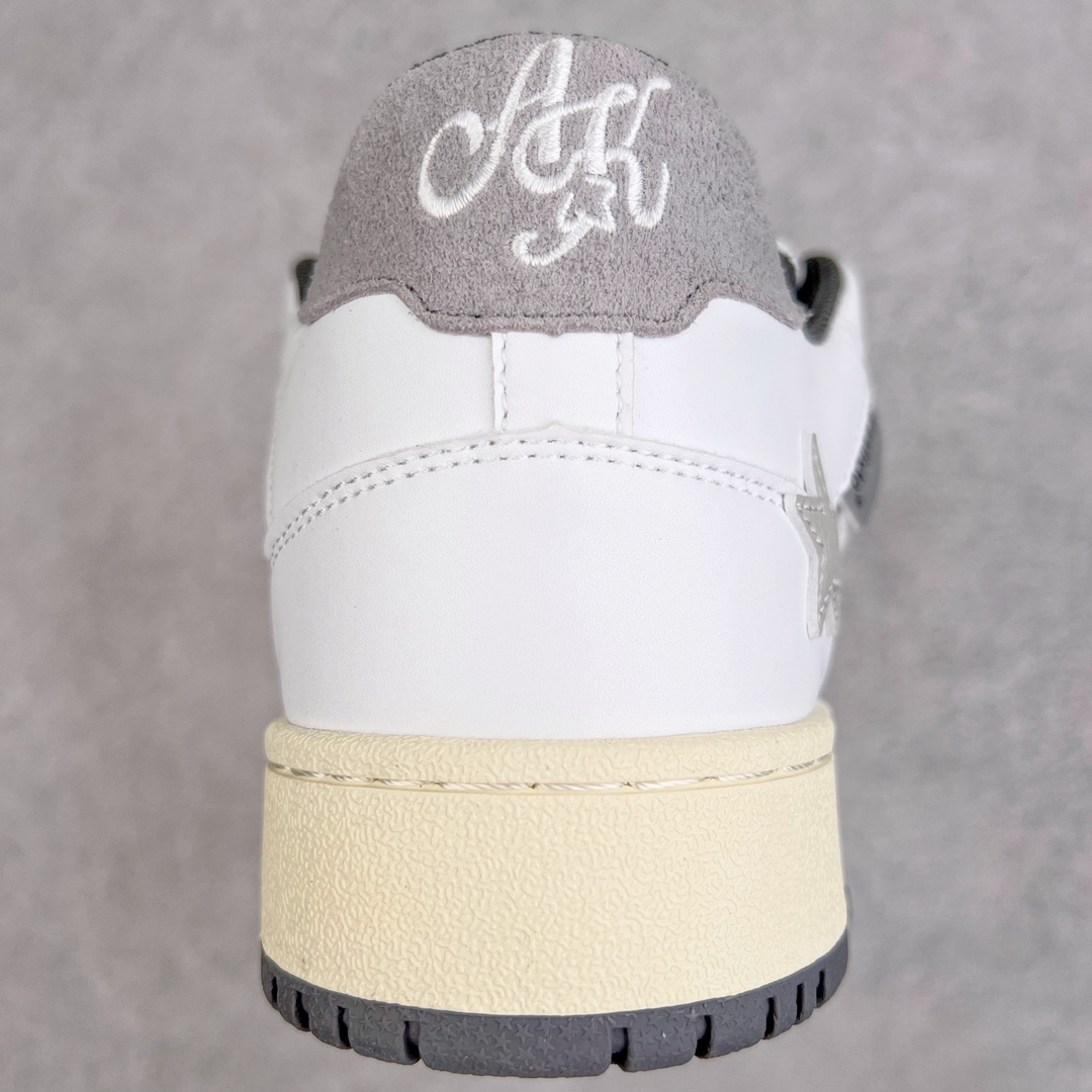 图片[8]-＃福利特价 KAALIXTO Retro Vintage 星星潮流休闲防滑耐磨低帮板鞋 此款鞋使用牛仔作为主要的鞋面材质 结实耐磨 鞋舌设计特有印花皮牌作为搭配充分凸显牛仔的特性 整体鞋款采用牛仔面料随意角度拼接的呈现方法 打破消费者原有对鞋子的刻板印象 让人耳目一新 织麦标在彰品品牌属性的同时更具牛仔的代表性元素 并采用加厚内里 穿着舒适透气 鞋底做旧氧化 尺码：36 37 38 39 40 41 42 43 44 45-选品中心