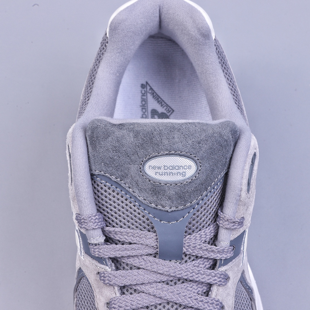 New Balance Refined Future Classic Gray M2002RST