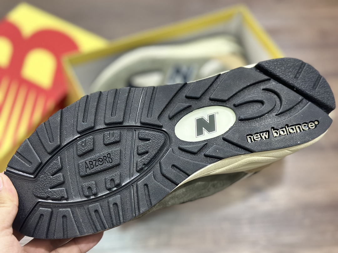 240 New Balance M990GB2 新百伦NB990V2 第二代总统复古慢跑鞋