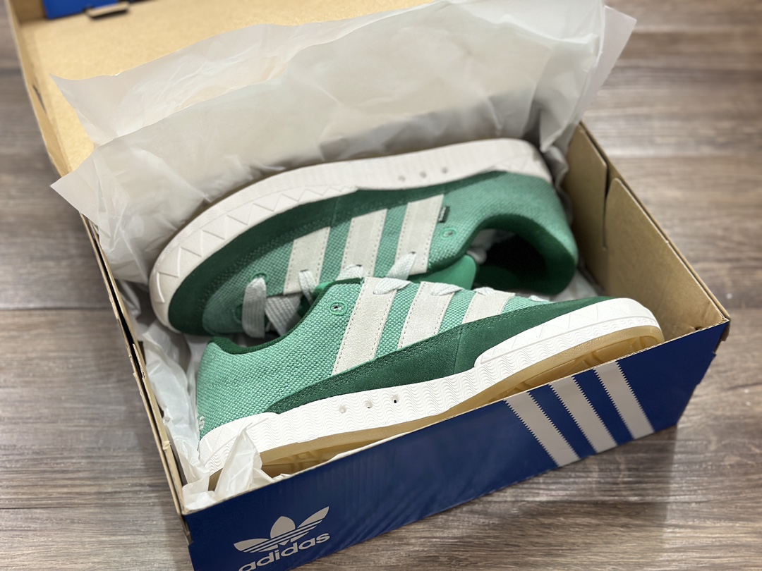 Correct version of top original shipment HUMAN MADE x adidas originals Adimatic retro shark bread HQ6908