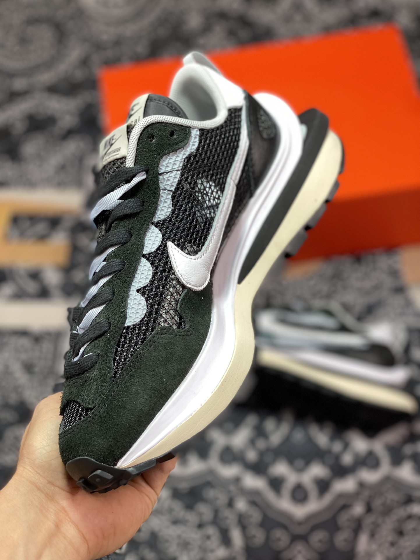 Purely original / unidentifiable Sacai x Nike Vaporwaffle 3.0 ” Black and White ” CV1363-001