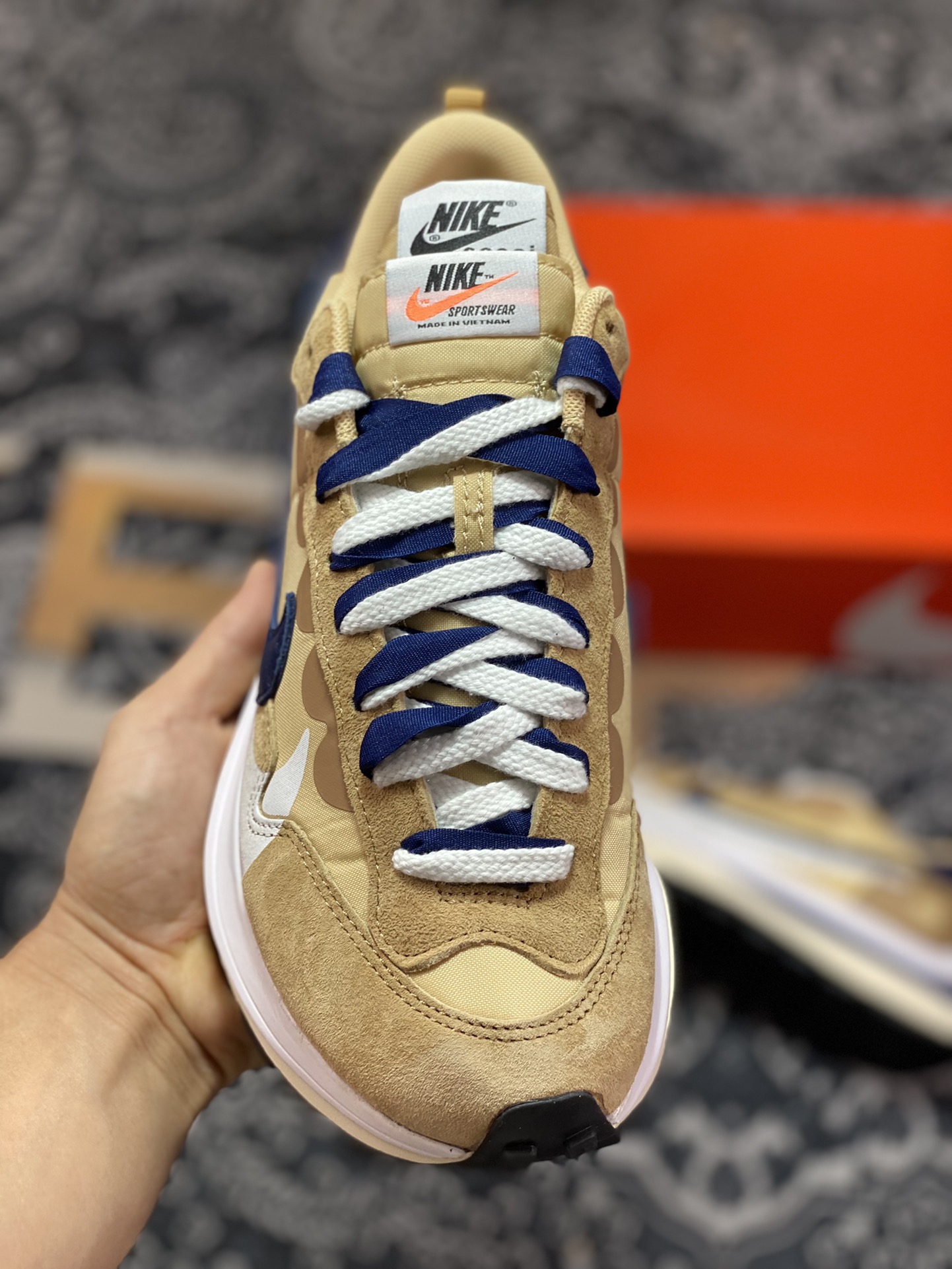 Purely original/unidentifiable Sacai x Nike Vaporwaffle 3.0 wheat color DD1875-200