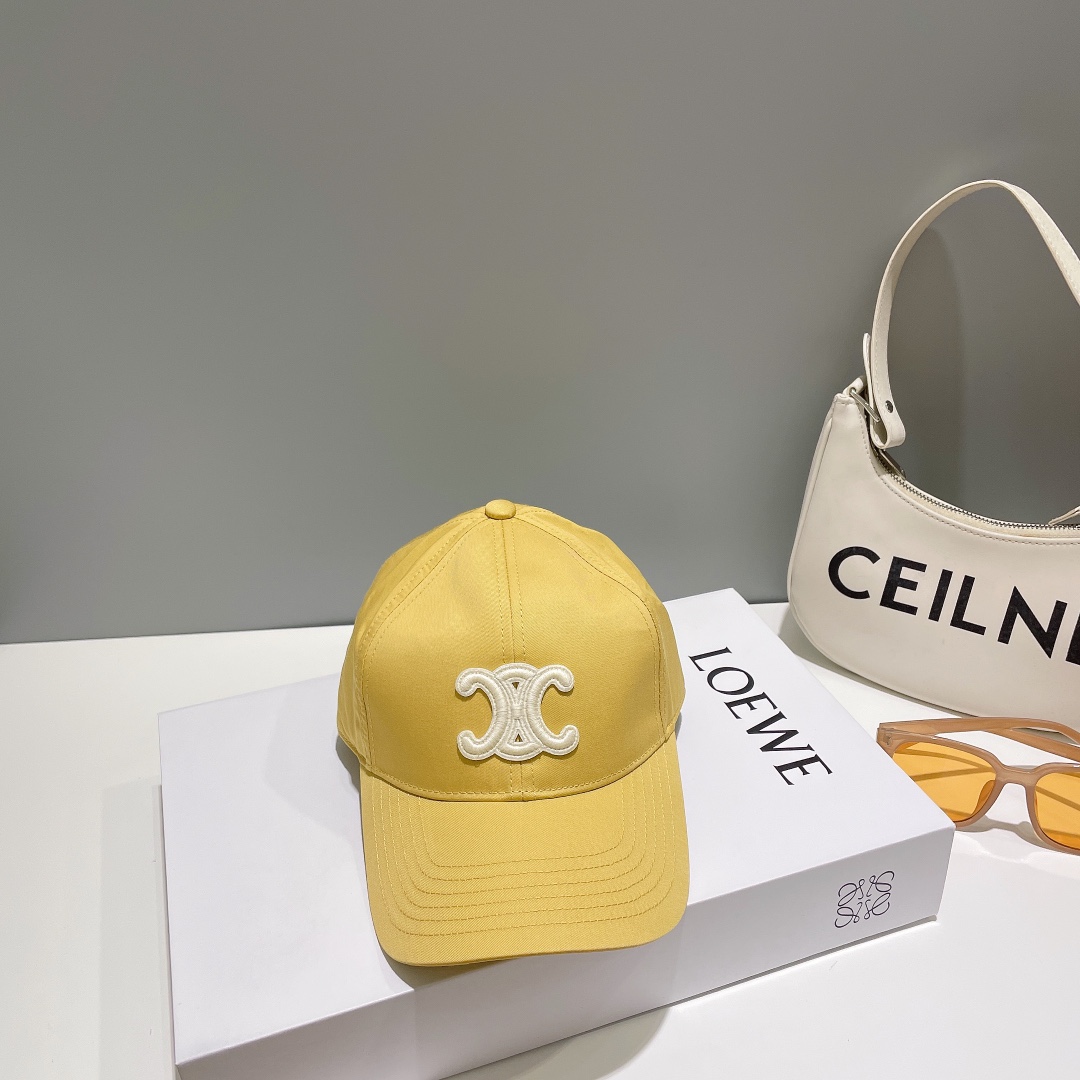 NO:190508,CELIN*·Celinss' new Arc de Triomphe embroidered baseball cap hat style is completely customized. Arc de Triomphe pattern seal is different from the market version, and the size and wool texture are all restored. Hardware adjustment buckle open mold custom-made logo. Custom hat inner logo webbing hat fisherman hat baseball cap knit hat, hat, celine, celine, espadrilles, hats19860909CELIN*·赛琳ss新款凯旋门绣花棒球帽帽型完全按照定做.凯旋门图案章仔区别市面版本,大小及圈圈毛质感全部还原.五金调节扣开模定做有logo标.定做帽子内里logo织带帽子渔夫帽棒球帽针织帽,帽子,celine,celine,espadrilles,hats,hat