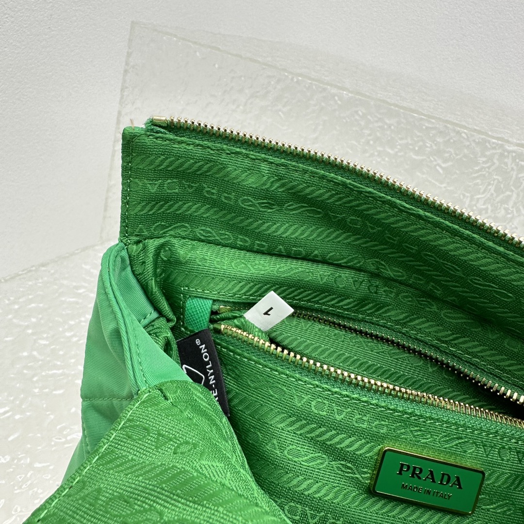 프라다 136569 가방 Prada Bag 썸네일 이미지