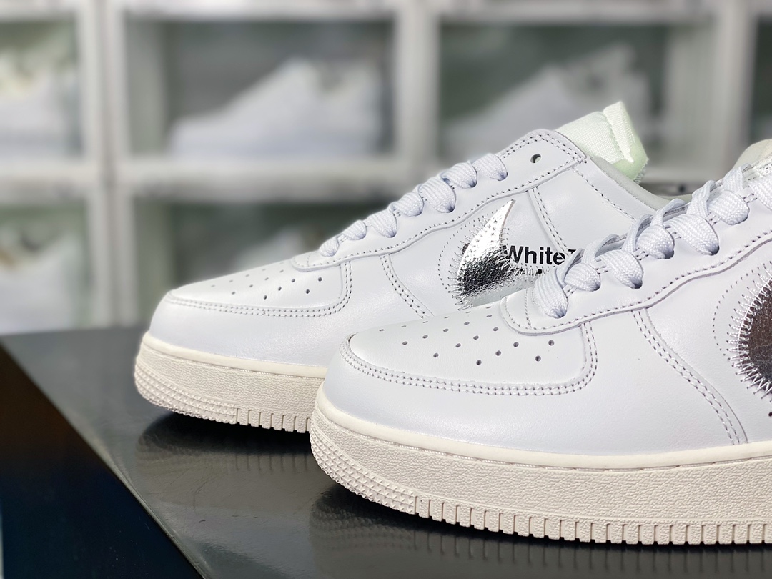 300 Off-White x 【Nike】 Air Force 1'07 Low"White AF100"空军一号板鞋“OW白银钩”AO4297-100