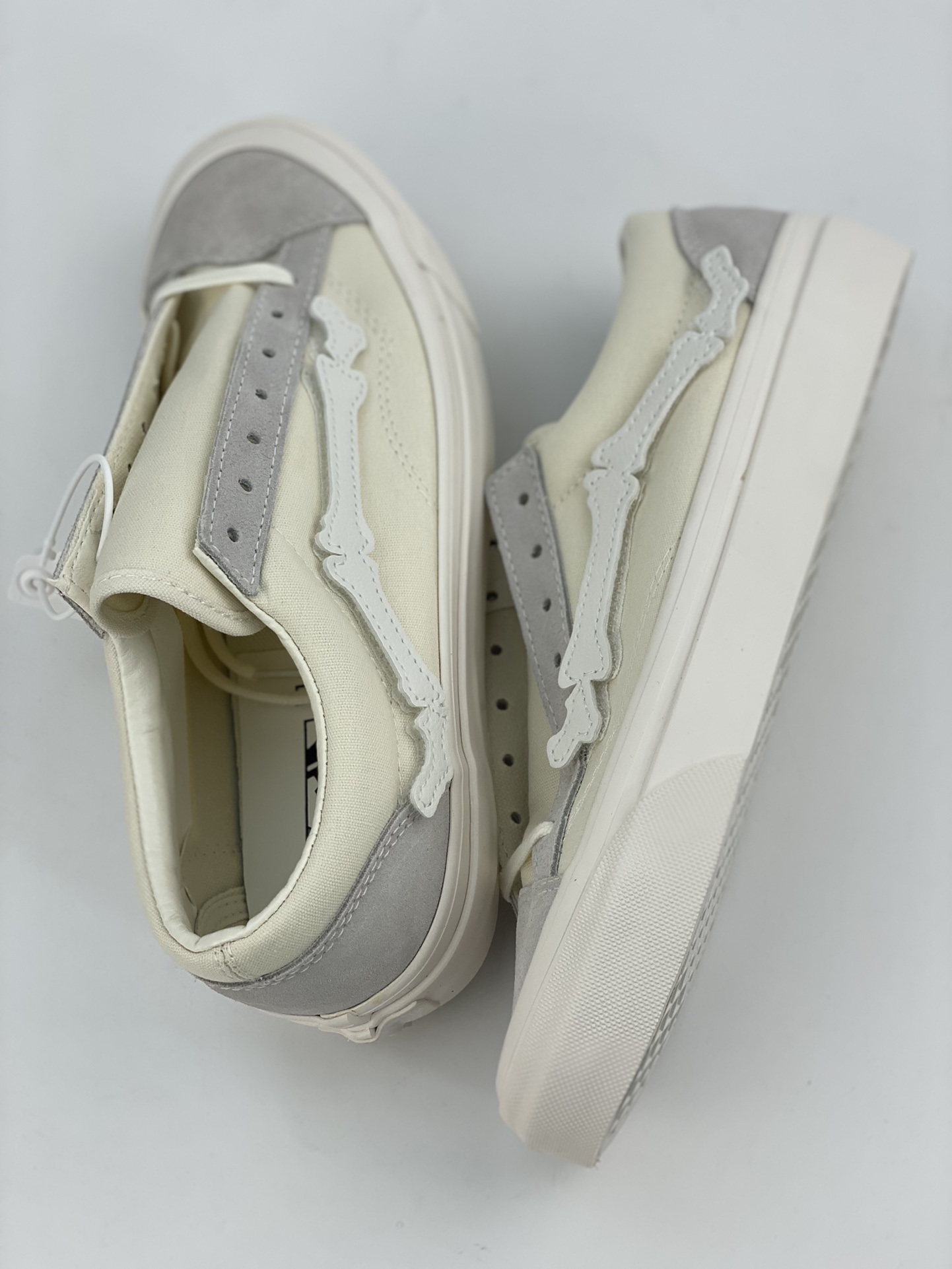 Blends x Vans Vault Og Style 36 meters white bone joint black and white Velcro casual skateboard shoes VN0A4BVEFS8