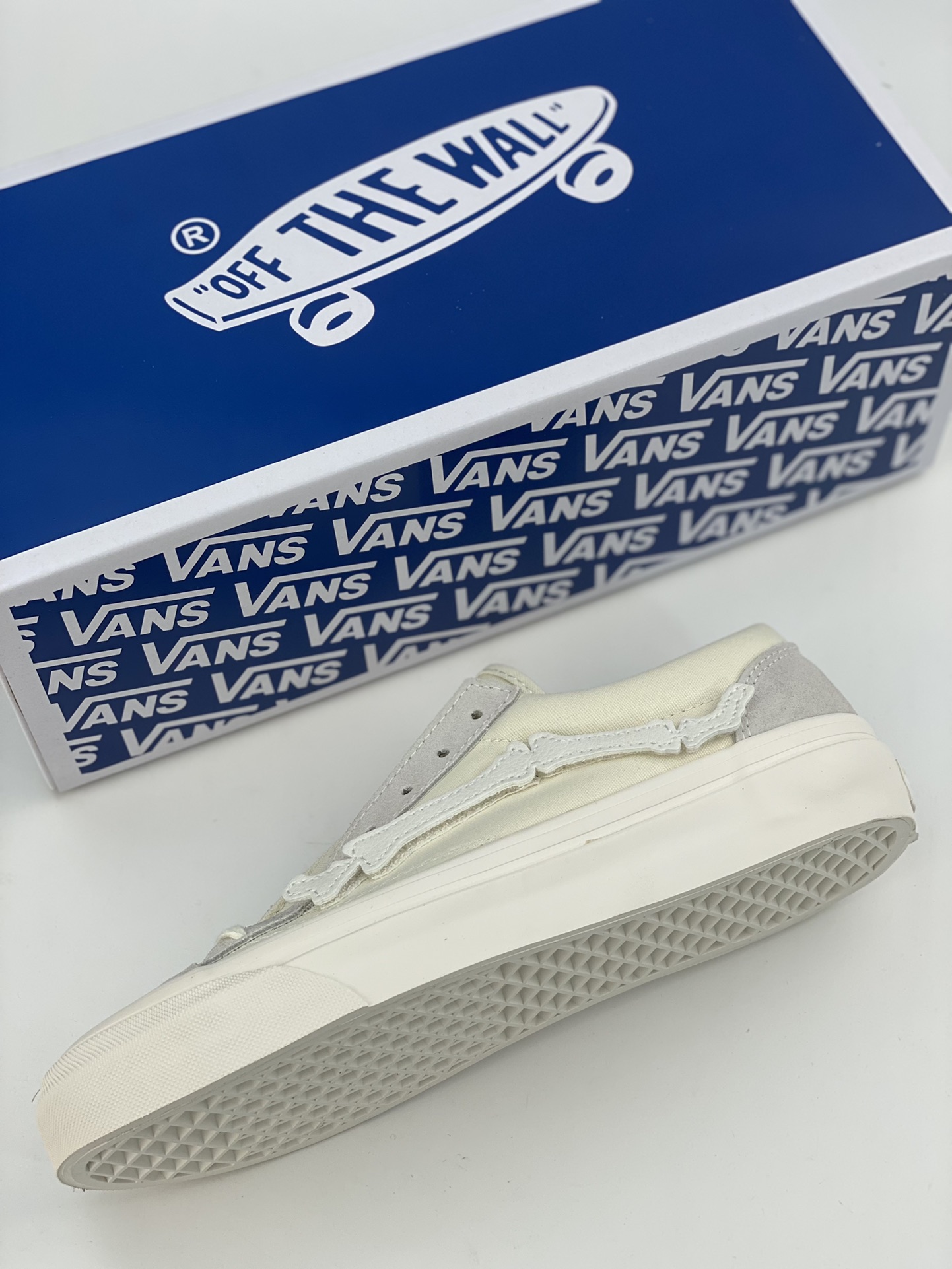 Blends x Vans Vault Og Style 36 meters white bone joint black and white Velcro casual skateboard shoes VN0A4BVEFS8