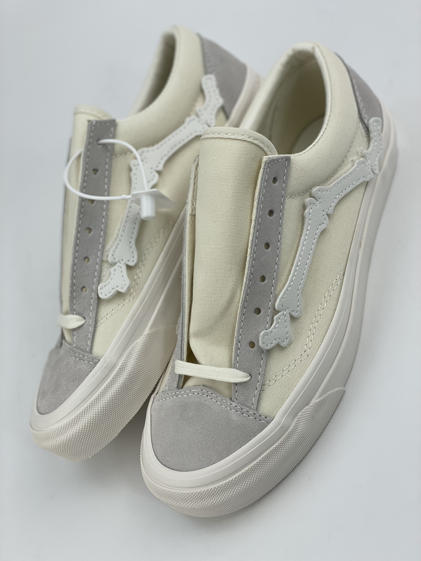 Blends x Vans Vault Og Style 36 meters white bone joint black and white Velcro casual skateboard shoes VN0A4BVEFS8