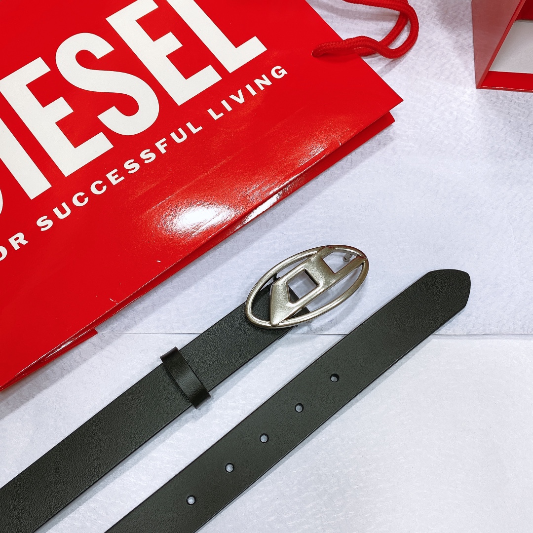 Real-Grade Diesel Skin with Silver Buttons, 3.0 cm Wide Flash, Two-Sided Design - 图片 2