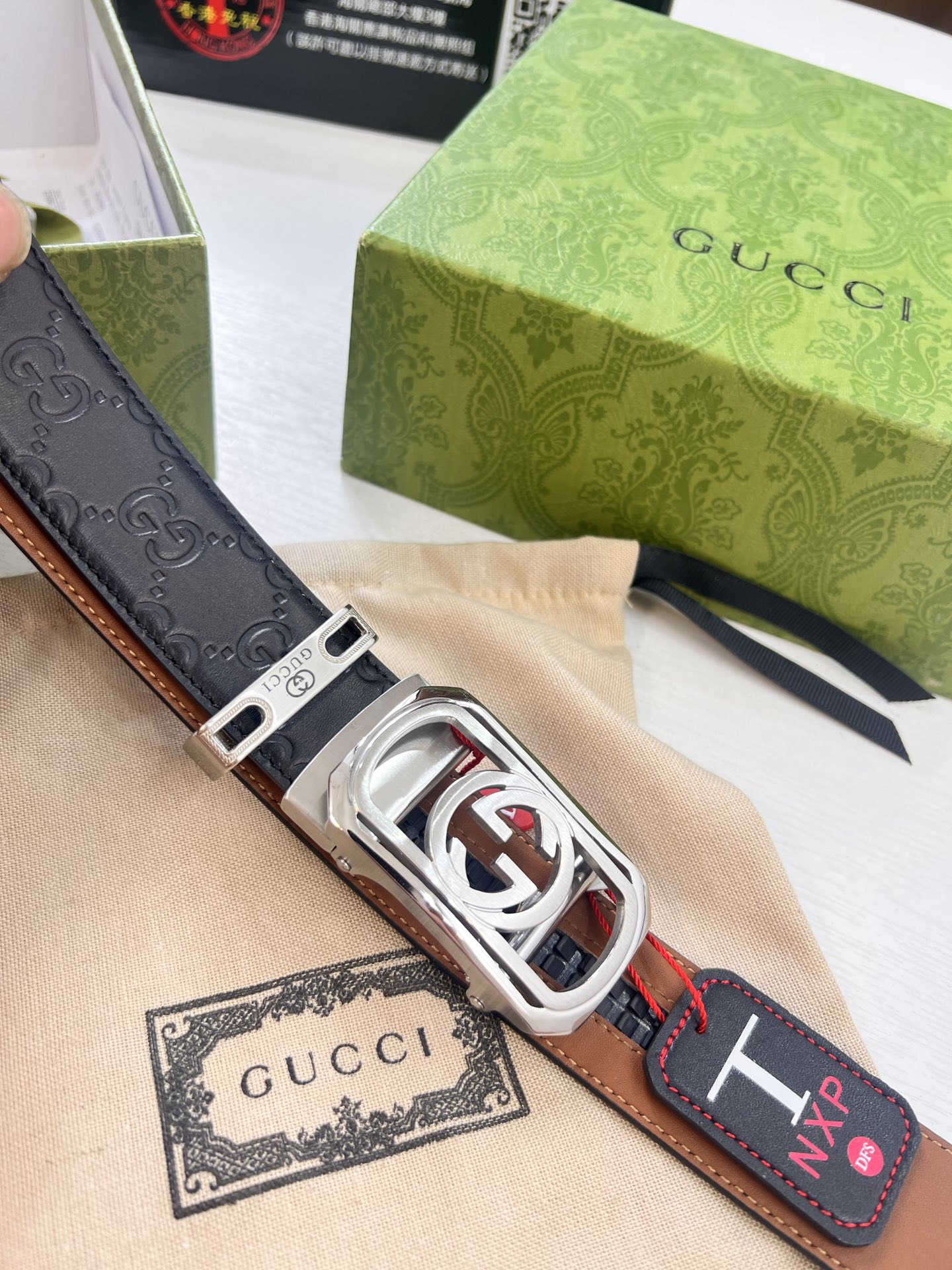 古奇GUCCi自动扣皮带 最新款 GG压花头层牛皮 顶级品质商务正装 古奇自动皮带滑轨手感柔软