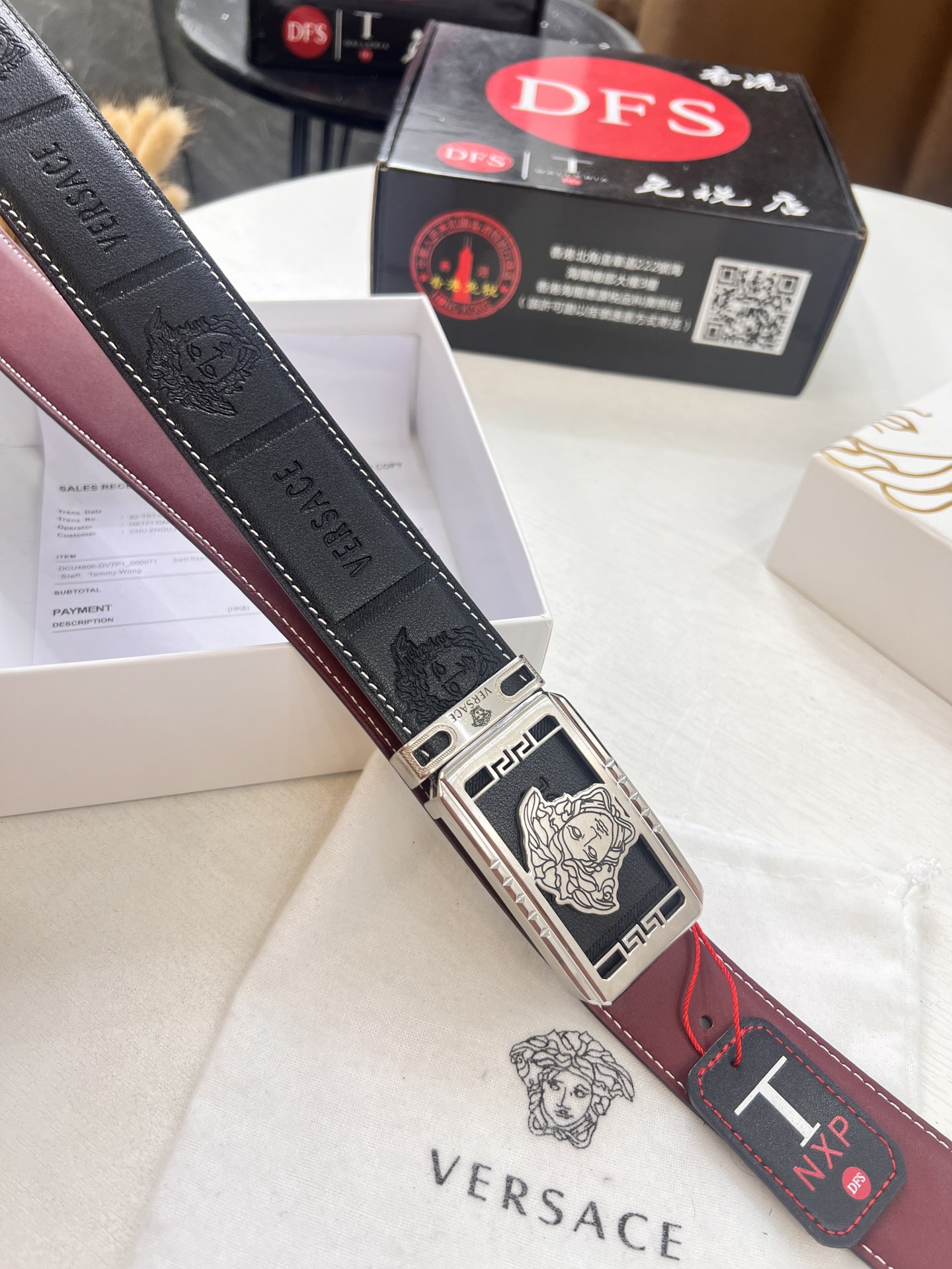 范思哲皮带 年新款 原厂美人头压花头层牛皮 潮牌时尚款 皮手感柔软 双面使用 美人精钢五金 宽度3.8cm