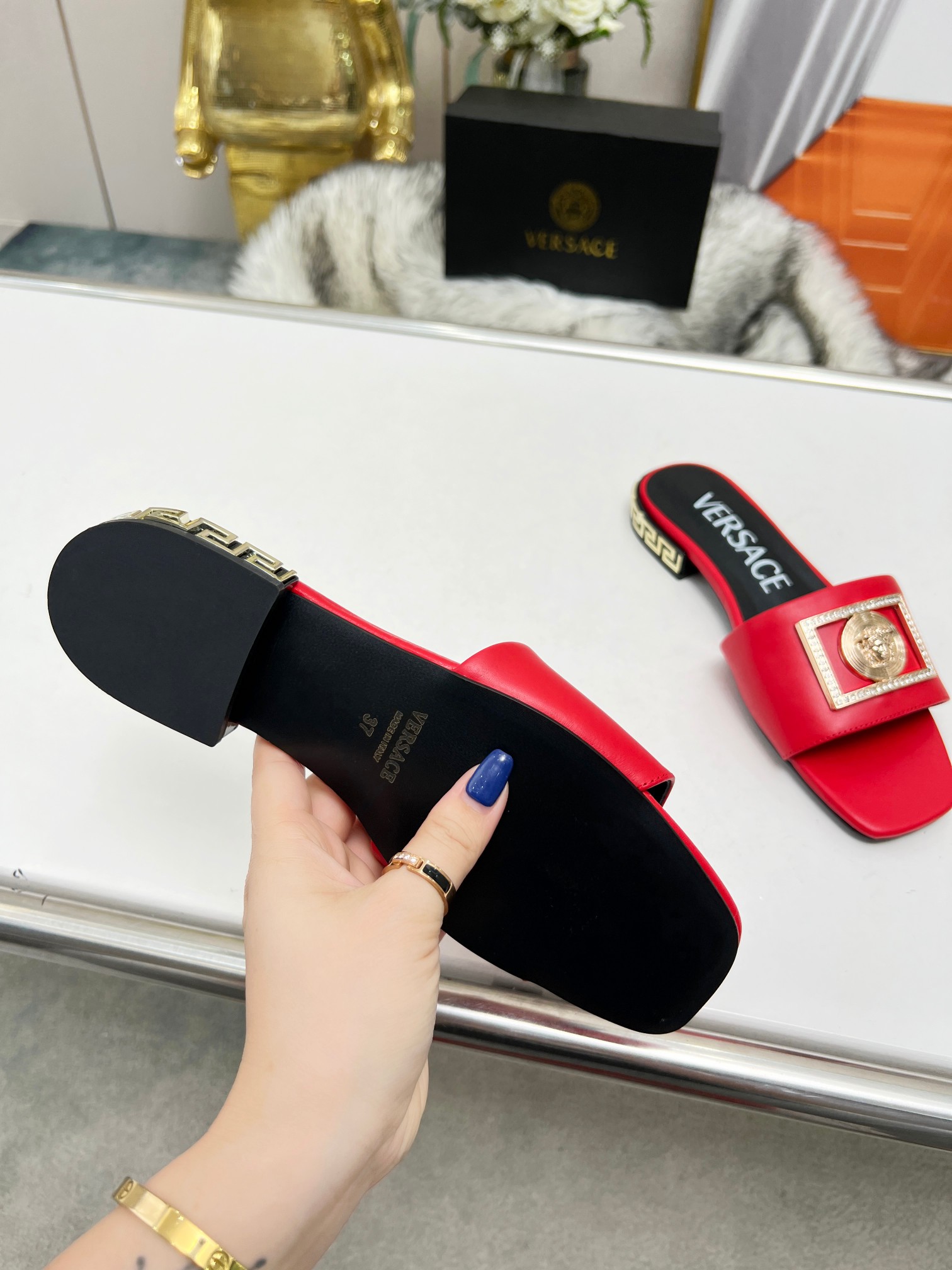 Factory precio: suela de cuero P215 suela de goma P180 yardas: 35-44 (44 se puede pedir) Versace nue