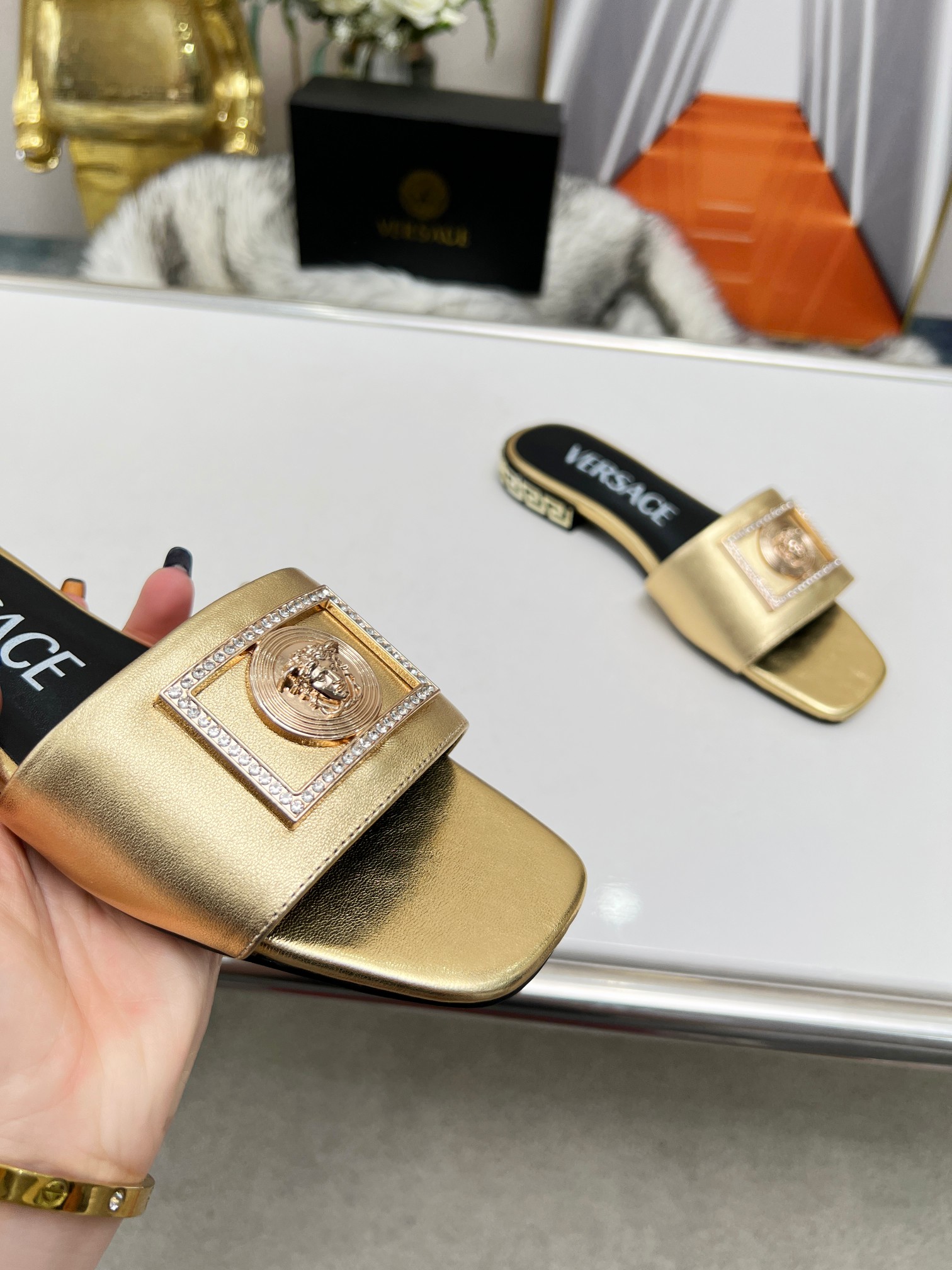 Factory precio: suela de cuero P215 suela de goma P180 yardas: 35-44 (44 se puede pedir) Versace nue