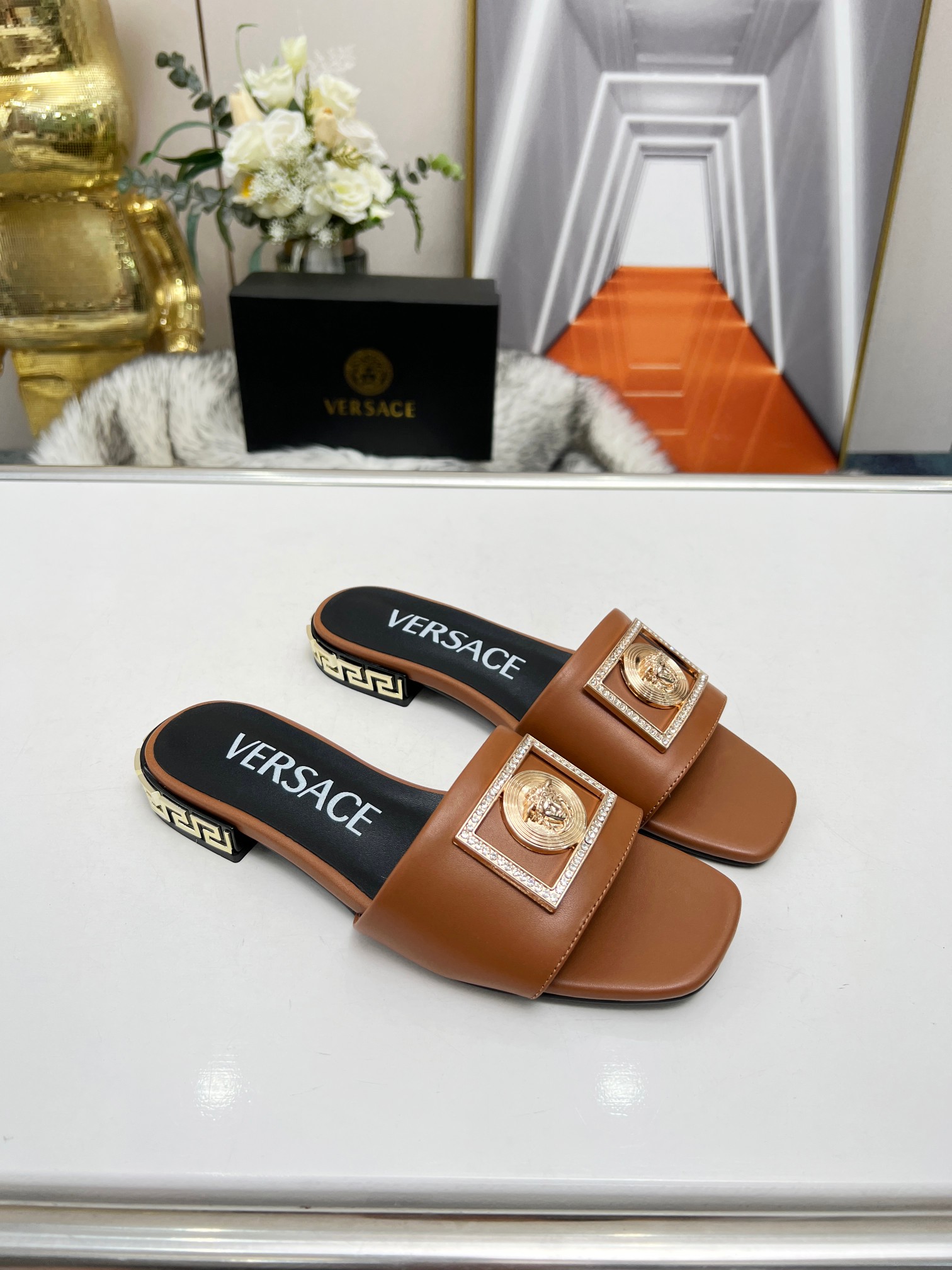 Factory precio: suela de cuero P215 suela de goma P180 yardas: 35-44 (44 se puede pedir) Versace nue
