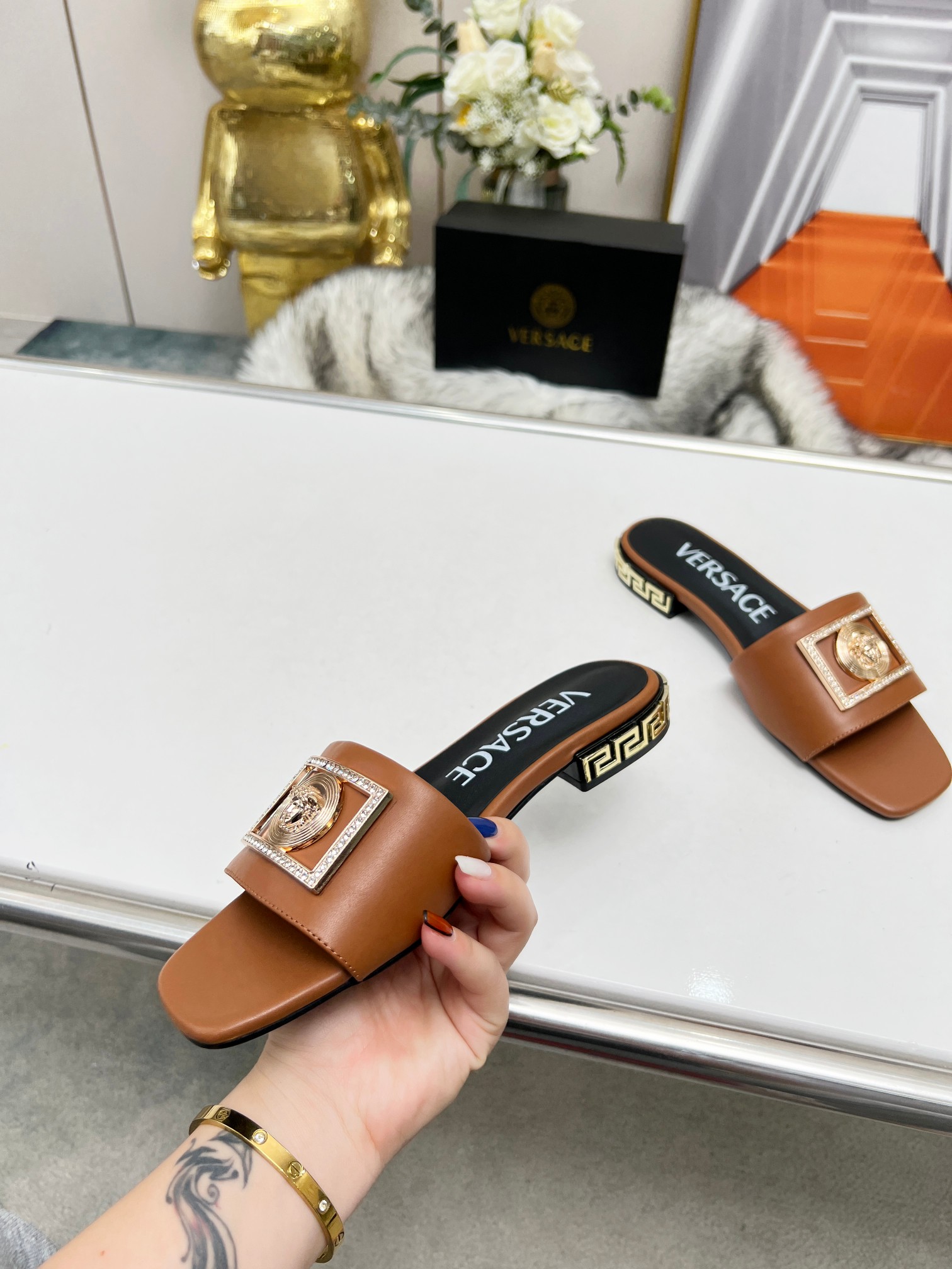 Factory precio: suela de cuero P215 suela de goma P180 yardas: 35-44 (44 se puede pedir) Versace nue