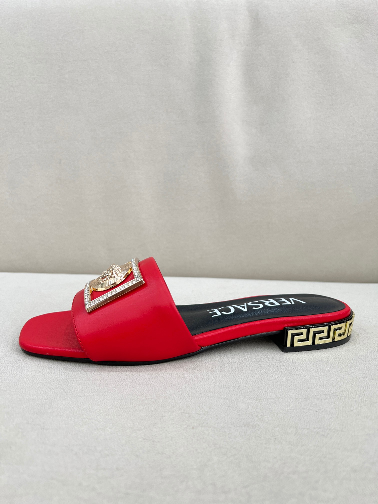 Factory precio: suela de cuero P215 suela de goma P180 yardas: 35-44 (44 se puede pedir) Versace nue