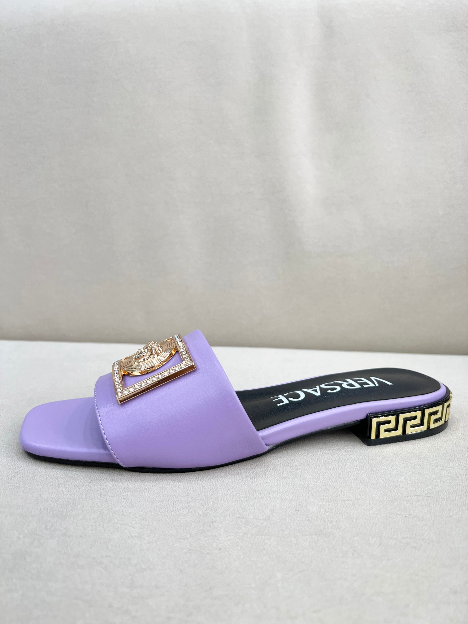Factory precio: suela de cuero P215 suela de goma P180 yardas: 35-44 (44 se puede pedir) Versace nue