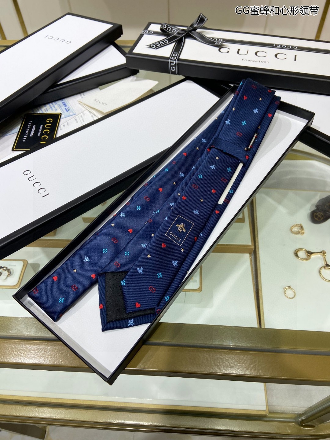 G家男士领带系列GG蜜蜂和心形领带稀