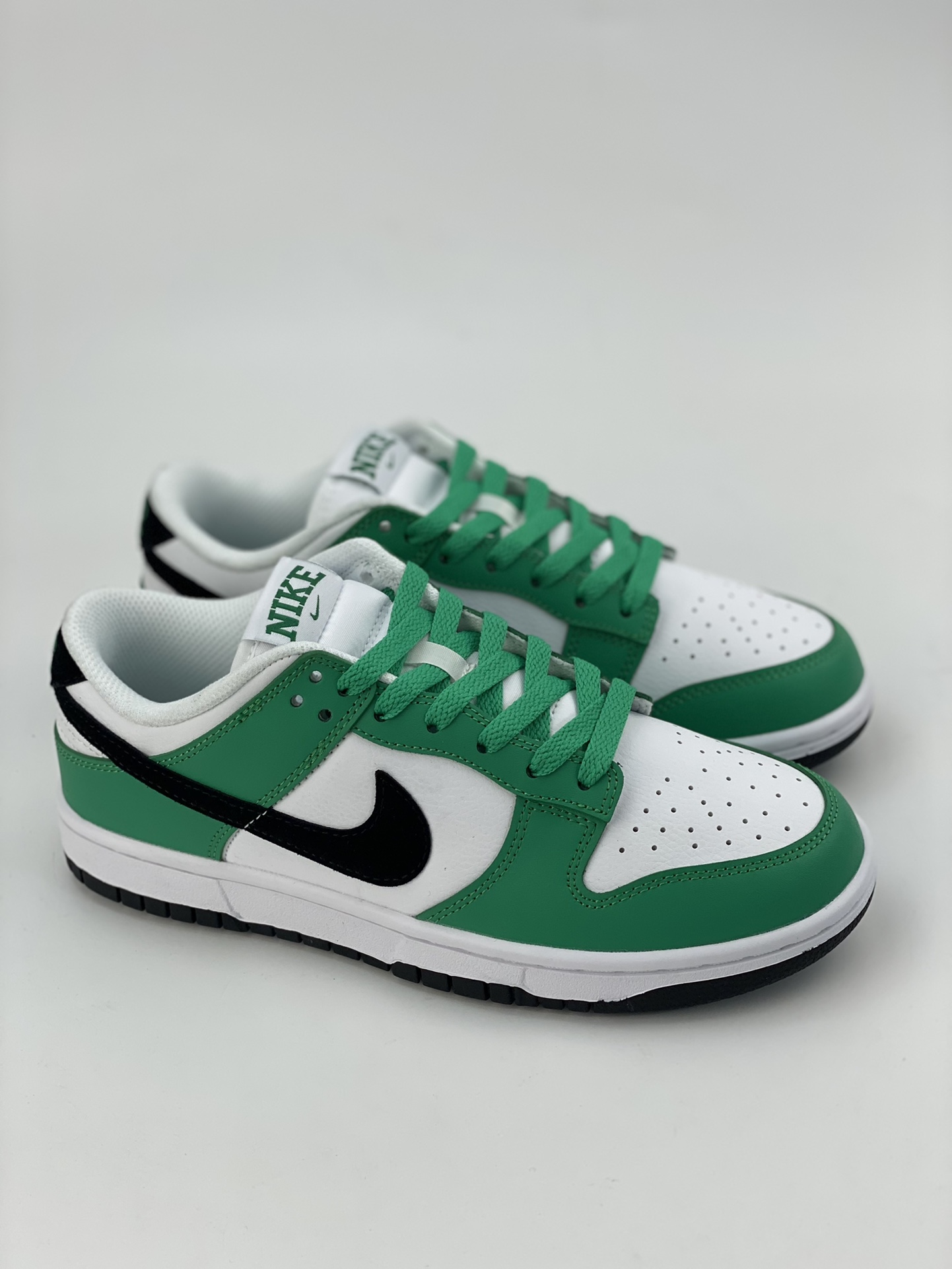 260 Nike SB Dunk Low 喜力绿白黑 FN3612-300