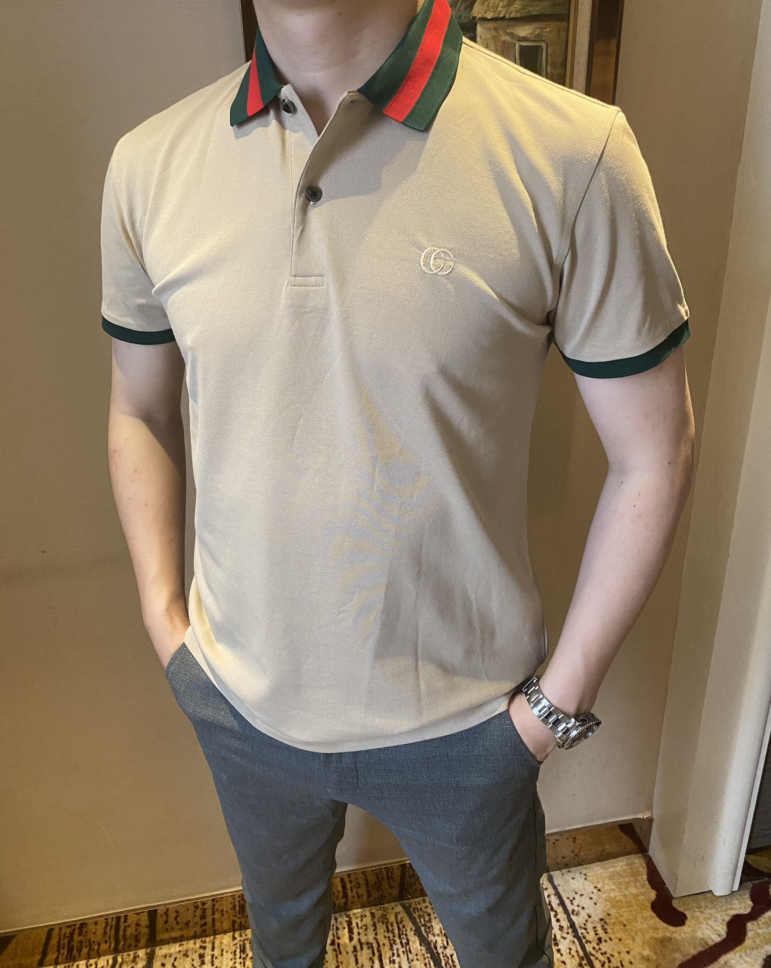 Gucci Men's Polo Shirt with Striped Collar - Stylish and Comfortable