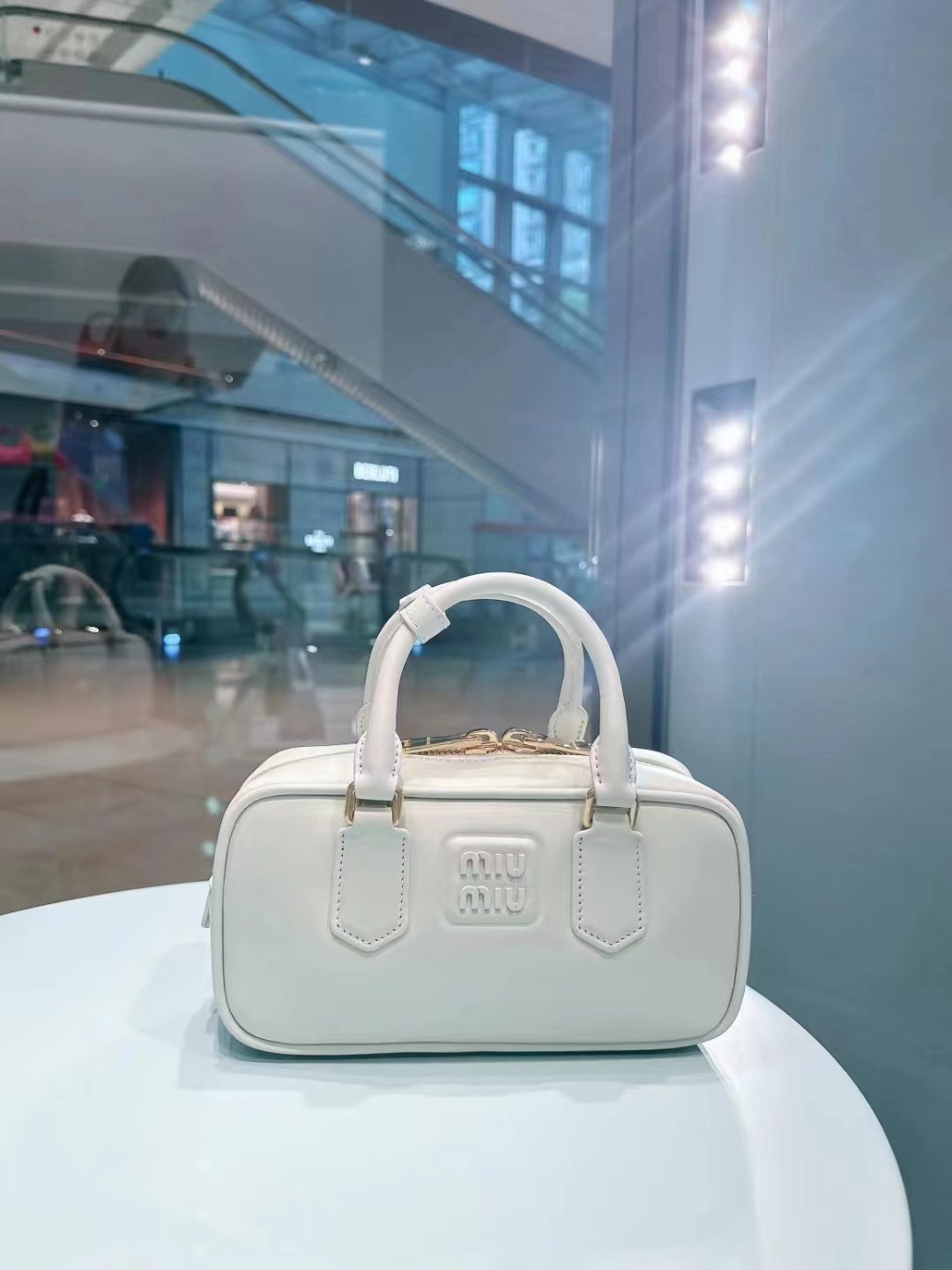 NO:197757,5BB142, Miumiu, Miumiu198609095BB142,MIUMIU,miumiu,Bag