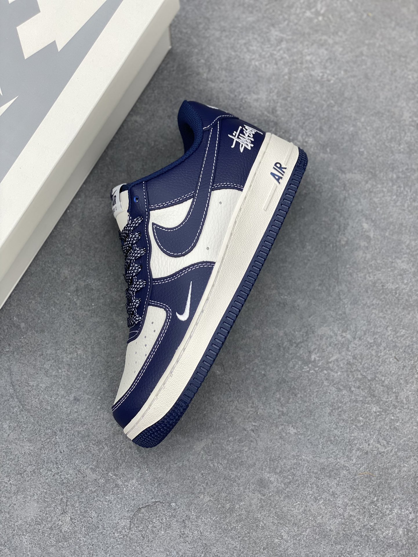 Nike Air Force 1 '07 Low Stussy Deep Ocean Blue Limited Edition Sneakers 8 i1685909679 6345 6