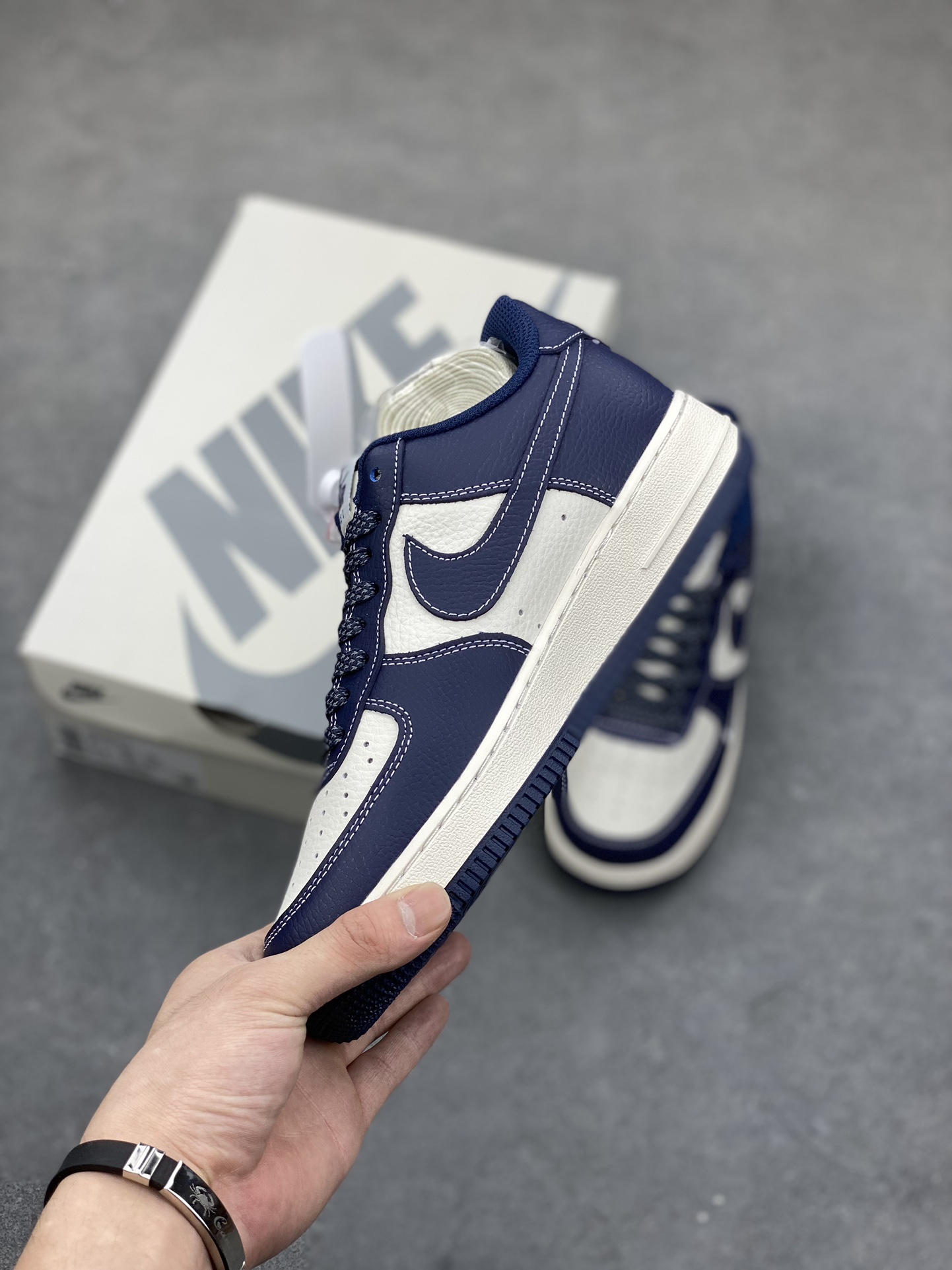 Nike Air Force 1 '07 Low Stussy Deep Ocean Blue Limited Edition Sneakers 4 i1685909679 9751 2