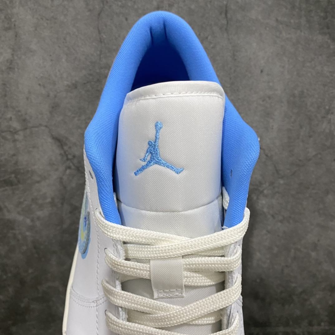 图片[8]-【DT版本】Nike Air Jordan 1 Low SE\”White/Blue/Flame\”AJ1乔丹一代低帮经典复古文化休闲运动篮球鞋“白蓝火焰”n市面唯一纯原级别 完美零毛边处理原厂内置全掌气垫 价格定位良心已出货百个配色，新色还在陆续开发出货平台专用代工流水线出品 一眼公司既视感拿到手的一瞬间就与众不同 碾压市面所有版本认准细节 全部原鞋开发 每一个配色都会采购原鞋确认细节 打破市面看图做货无好货之说 细节精确 所有配色原数据档案开发！ 货号：FJ7219-441  尺码：35.5 36 36.5 37.5 38 38.5 39 40 40.5 41 42 42.5 43 44 44.5 45 46-莆田鞋批发中心