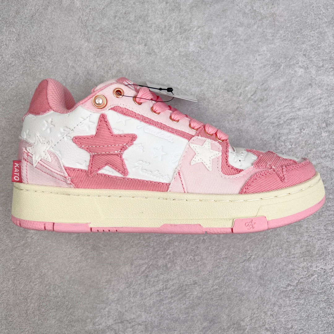 ＃福利特价 KAALIXTO Retro Vintage 星星潮流休闲防滑耐磨低帮板鞋 此款鞋使用牛仔作为主要的鞋面材质 结实耐磨 鞋舌设计特有印花皮牌作为搭配充分凸显牛仔的特性 整体鞋款采用牛仔面料随意角度拼接的呈现方法 打破消费者原有对鞋子的刻板印象 让人耳目一新 织麦标在彰品品牌属性的同时更具牛仔的代表性元素 并采用加厚内里 穿着舒适透气 鞋底做旧氧化 尺码：36 37 38 39 40 41 42 43 44 45-选品中心