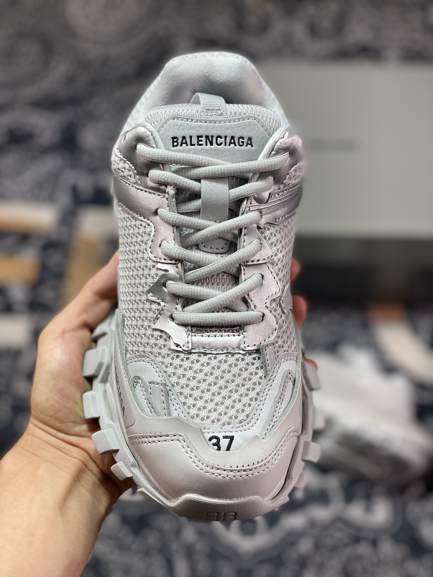 BALENCIAGA Track Traine3.0 generation simplified series low-top jogging shoes 700873 W3RF1 1110