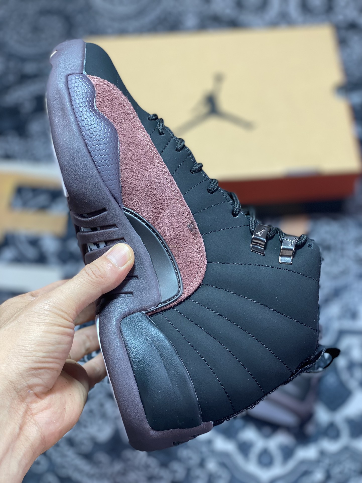 A Ma Maniére x Air Jordan AJ12 Retro AMM joint black wine red DV6989-001