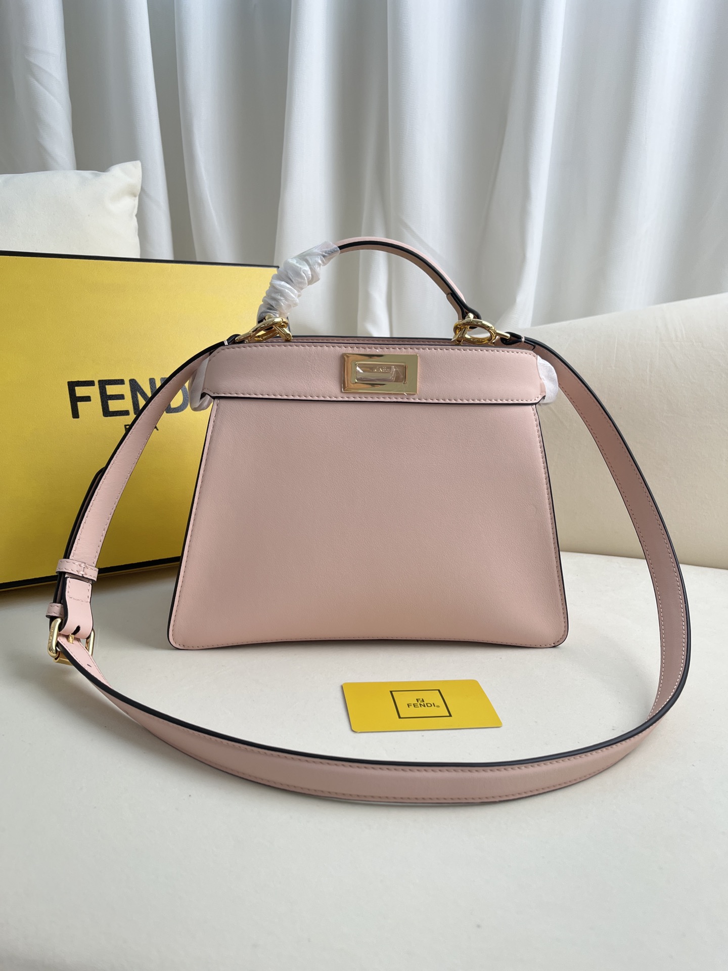 Fendi Peekaboo ISeeU Medium Pink Leather Top Handle Bag 4 i1685939815 1890 2