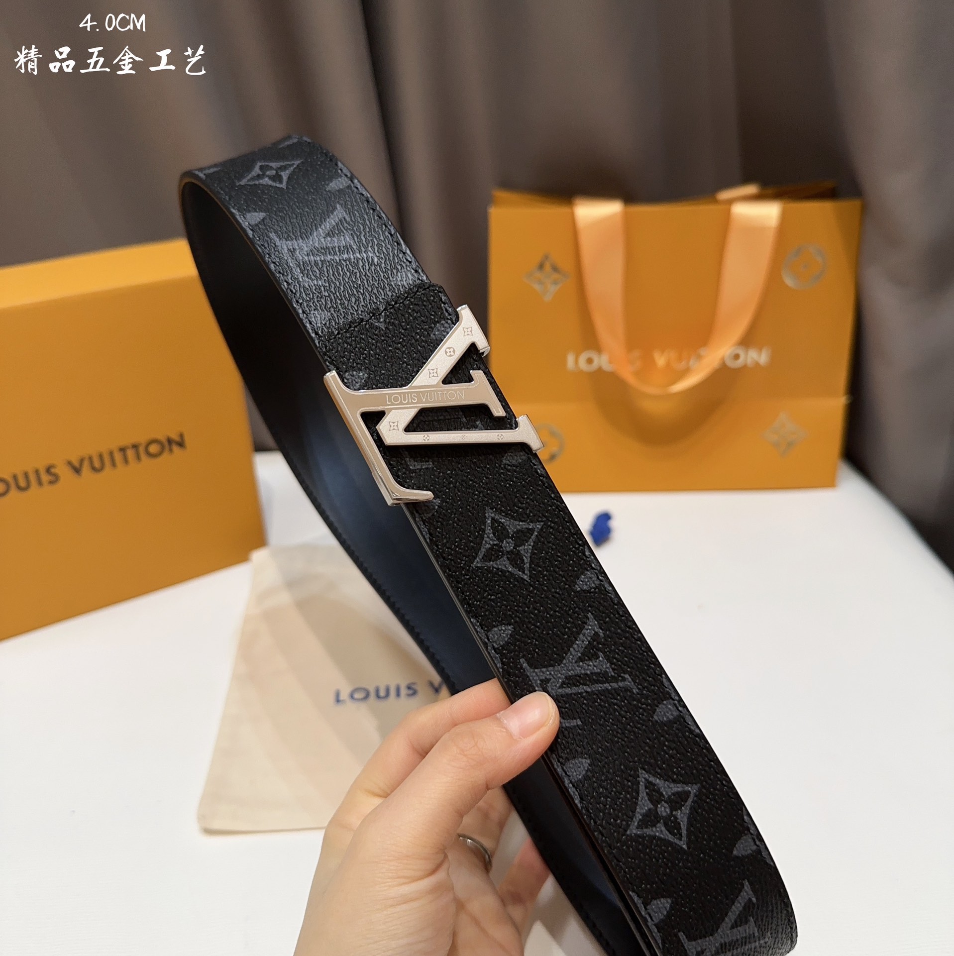 路易威登 Louis Vuitton 高定典藏名品高定成衣时装外套连衣裙衬衫T恤 #21F1E2CC 3