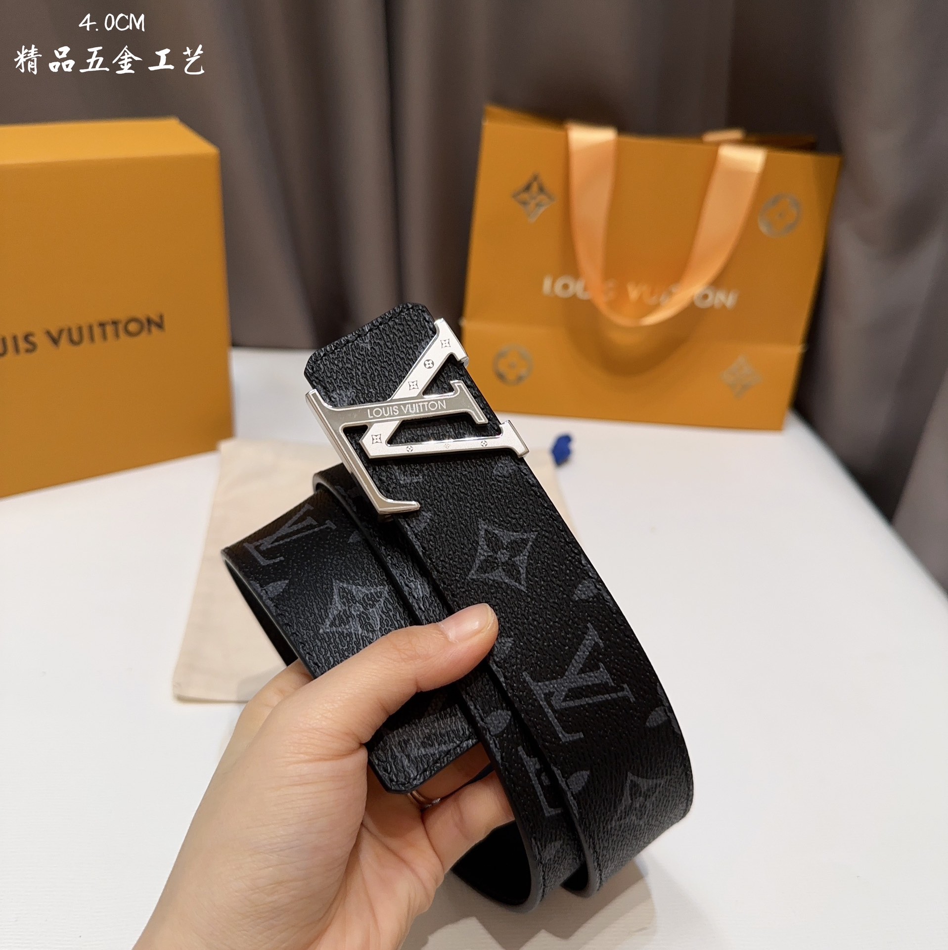 路易威登 Louis Vuitton 高定典藏名品高定成衣时装外套连衣裙衬衫T恤 #21F1E2CC 5