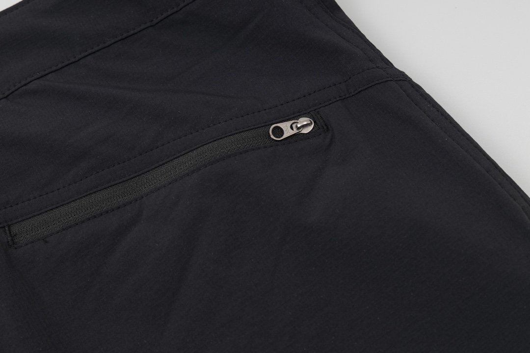 Arteryx Gamma Quick Dry Shorts: High-End Outdoor Apparel for Men - 图片 6