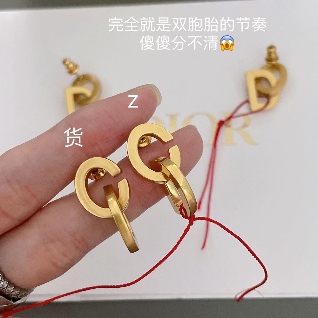 【】  Z VS 我们！认准我们家出品！唯一一家自购官网开版，对标官网❗️带我家宝宝们省省省！