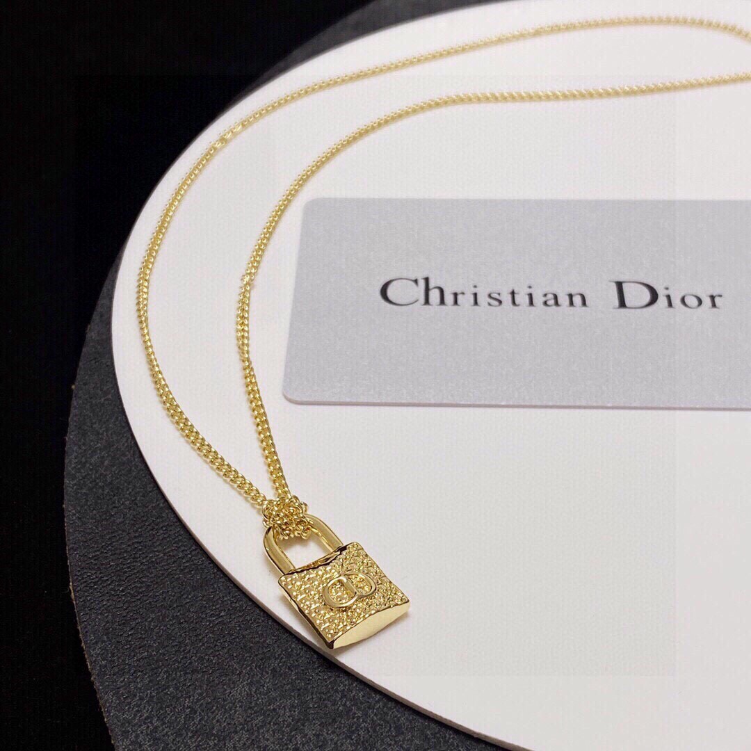 迪奥Dior同心锁项链CD经典的链条