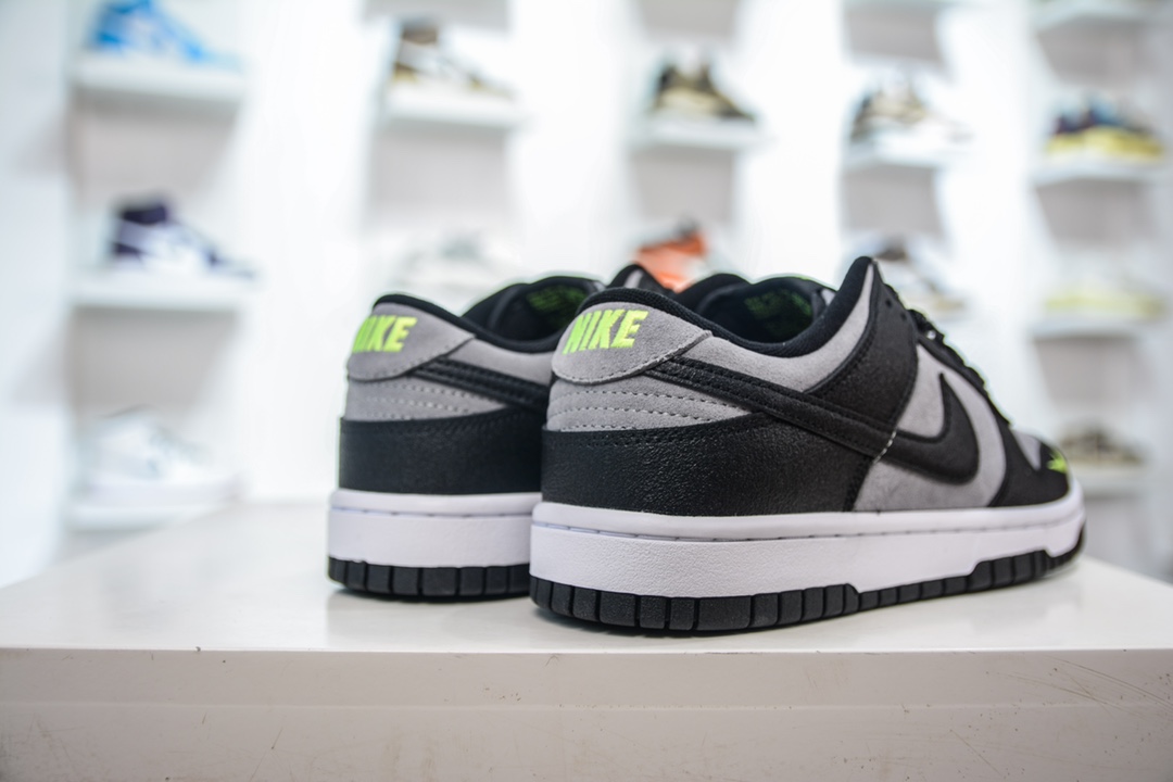 Nike SB Dunk Low ”Black Gray Green Strike ” black gray mini hook FQ2205-001