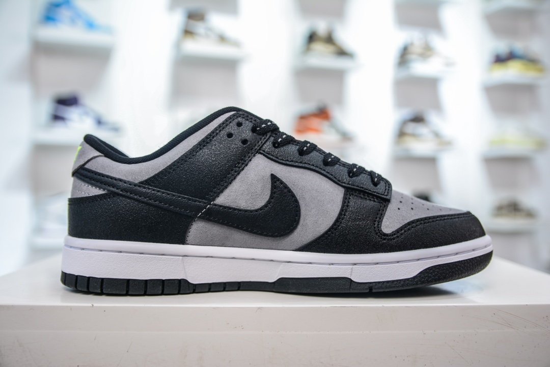 Nike SB Dunk Low ”Black Gray Green Strike ” black gray mini hook FQ2205-001