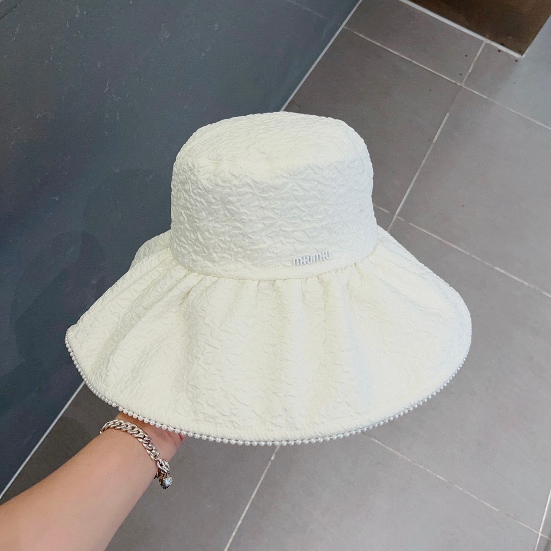 miumiu缪缪荷叶边遮阳帽