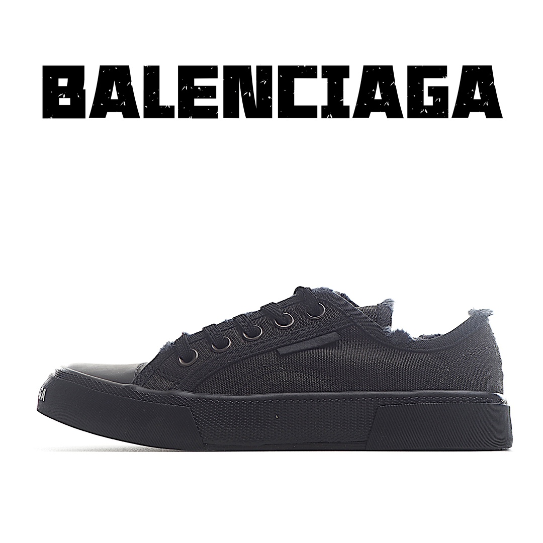 ????zjwbb\n\n纯原版本  BALENCIAGA巴黎世家24夏季新品PARIS磨损做旧效果休闲帆布鞋 低帮 黑武士\n8孔绑带鞋面背面浮印尺码鞋头边缘印有BALENCIAGA品牌标识大盒从里到外一切百分百还原官方配置 顶级专供碾压一切版本\nSize：35 36 37 38 39 40 41 42 43 44 45