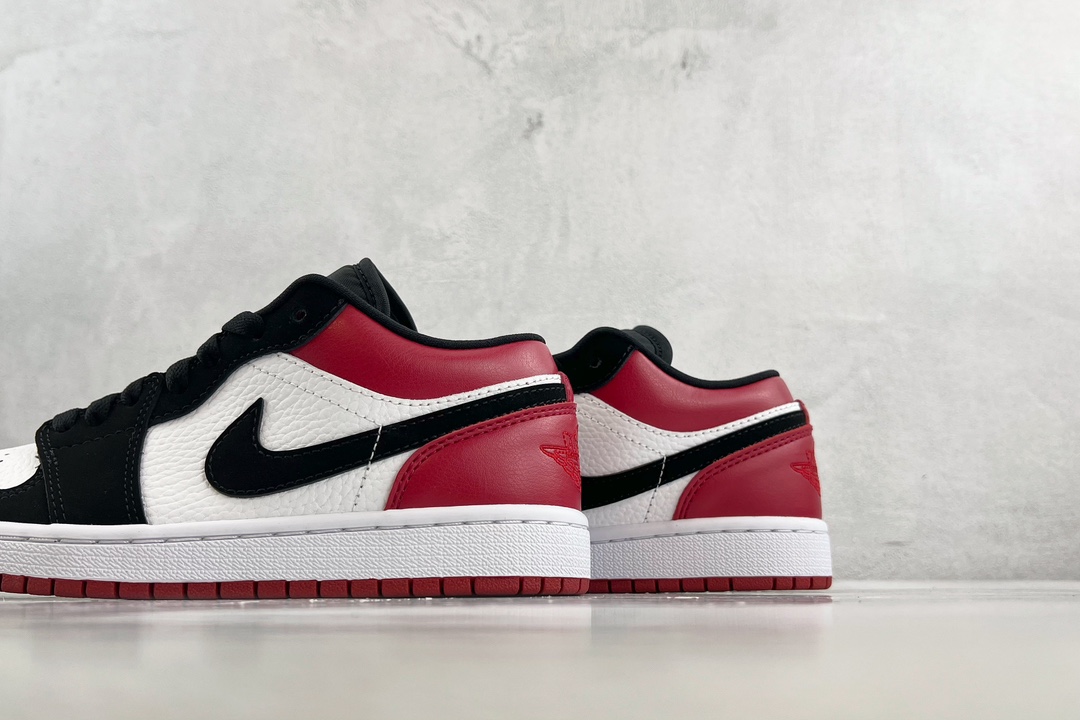 Jordan Air Jordan 1 Low GS black toe 553560-116