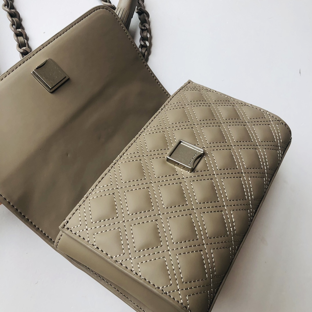 Tory Burch 82562 TB菱格哑光磨砂皮